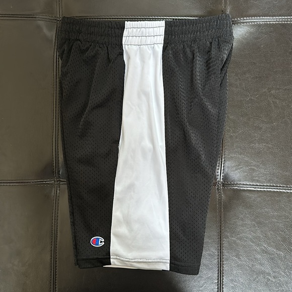 Champion athletic mesh shorts - Picture 3 of 13